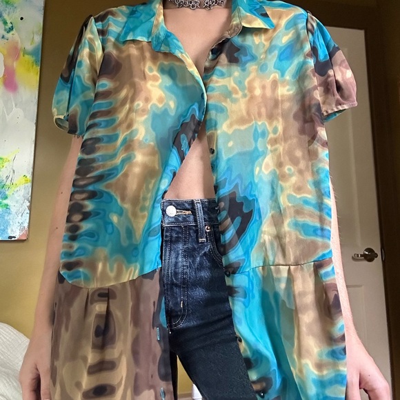 Funky Button Down Top - Picture 3 of 8